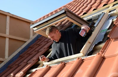 Pose de fenêtres de toit Velux au Saint